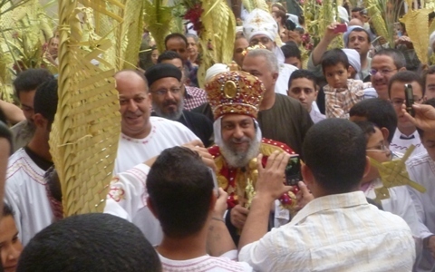 Palm Sunday: Bishop Thomas arrived by car this year Palm Sunday: Bishop Thomas arrived by car this year