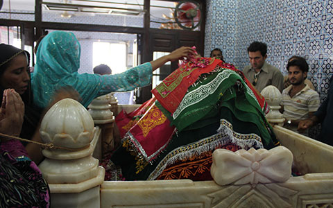 Idolatry or hope - a Sindhi woman reaches for blessing