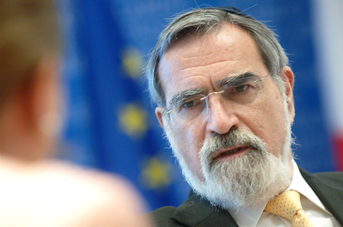 Chief Rabbi Jonathan Sacks Chief Rabbi Jonathan Sacks